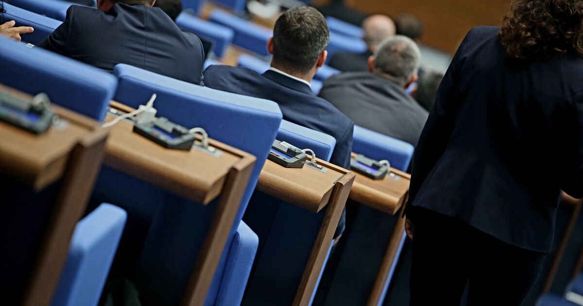 Минаваме на авансово плащане на тока