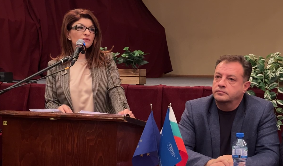 Атанасова: Ако ПП-ДБ не се съобразяват с приоритетите на ГЕРБ, ще предложа „разглобка“