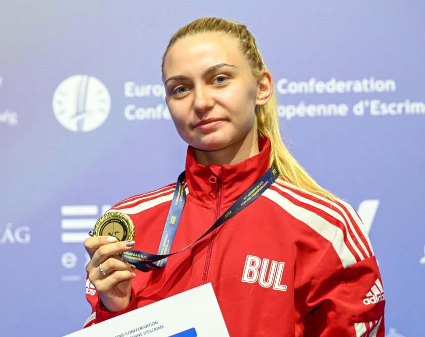Йоана Илиева и Олга Храмова влязоха в топ 16 за СК на сабя в Алжир
