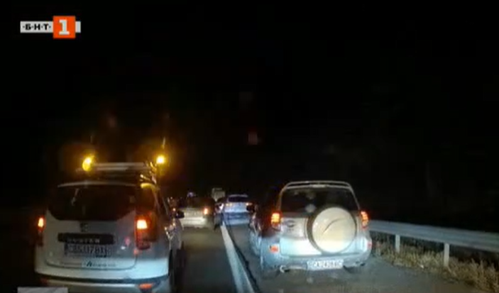 Двама души пострадаха при катастрофа на АМ "Тракия"
