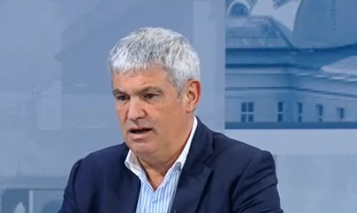 Пламен Димитров: Увеличението на заплатите в много сфери се отлага за 2024 г.