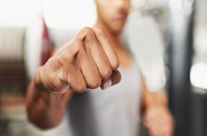 Жена е с тежка телесна повреда след нанесен побой от приятеля й