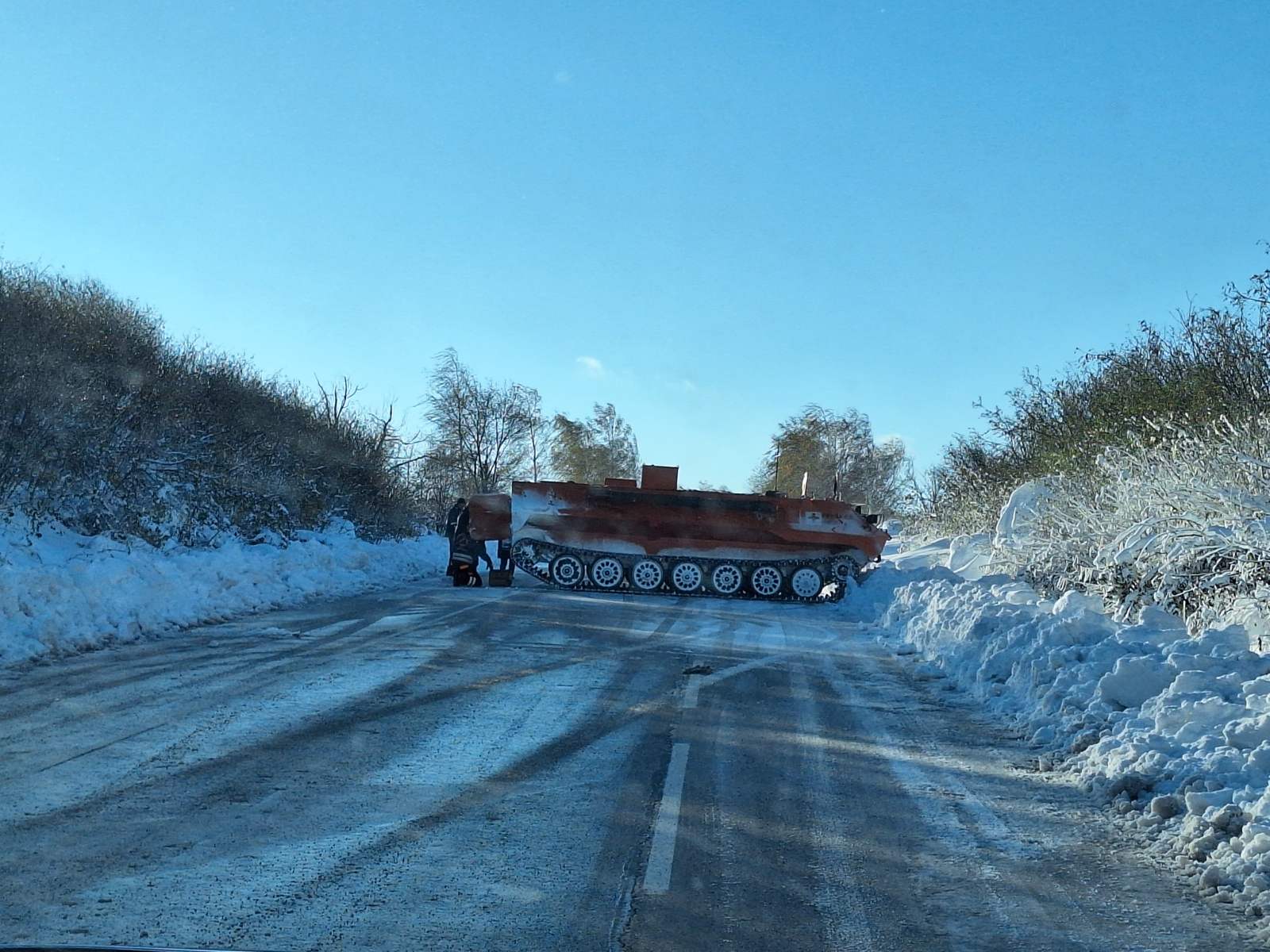 Десетки населени места в Разградско остават без ток и вода