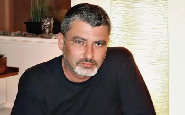 Почина журналистът Велислав Русев