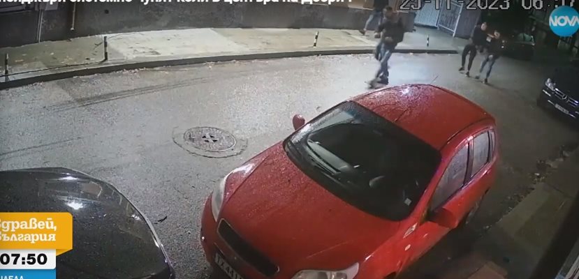Банда младежи системно трошат автомобили в Добрич