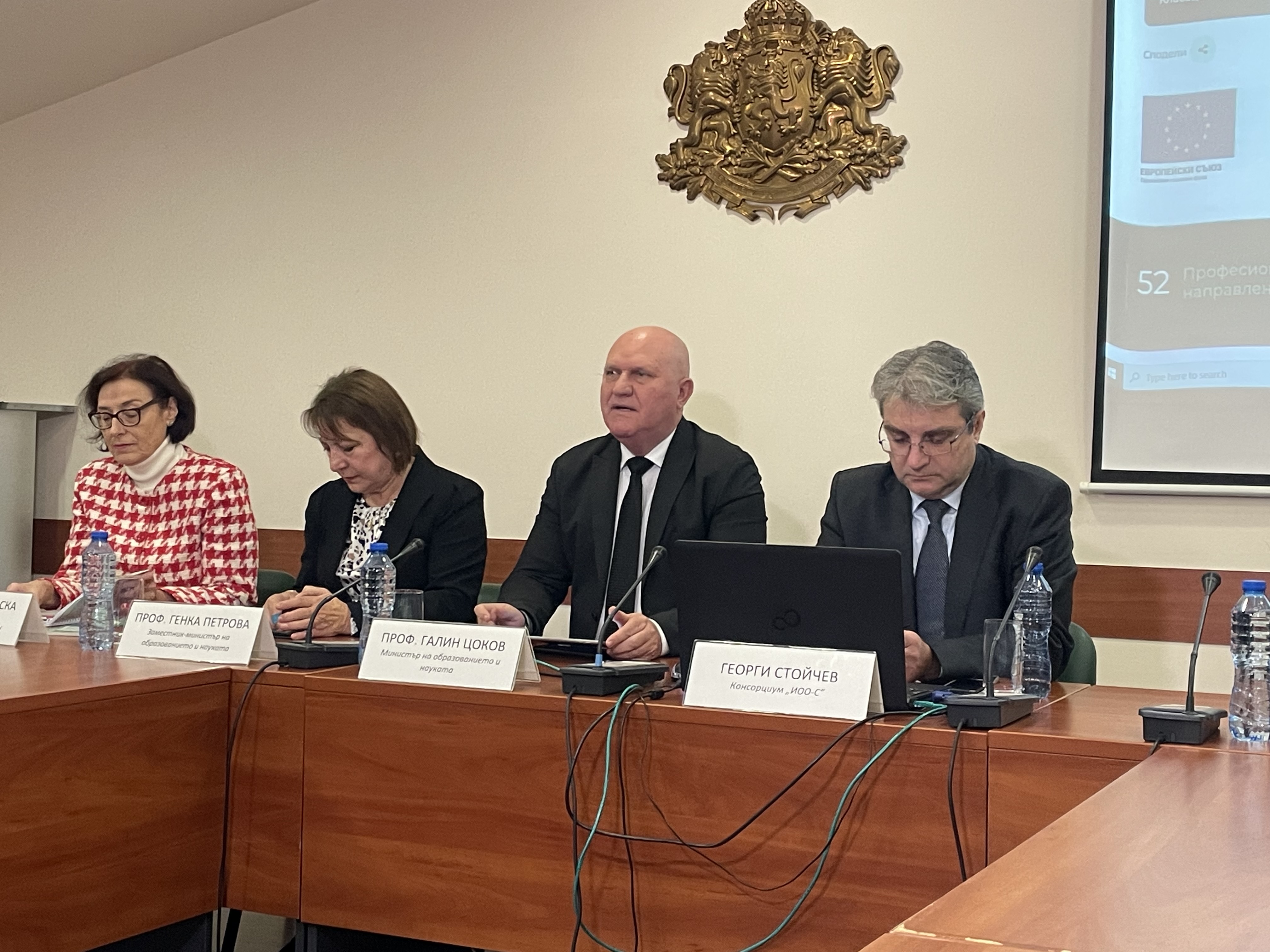 2% е безработицата сред висшистите