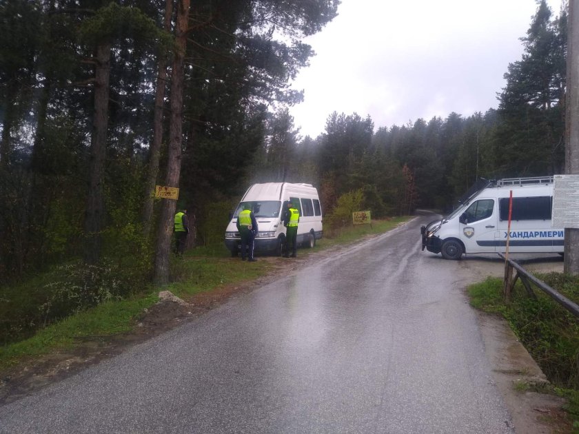 Спецоперация в Пазарджик: 16 души са задържани