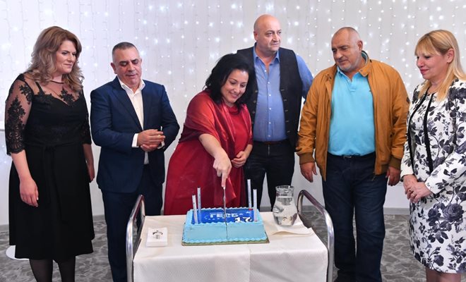 Лидерът на ГЕРБ Бойко Борисов в Сливен: Сглобката е паянтова, скърца, но работи (обзор)
