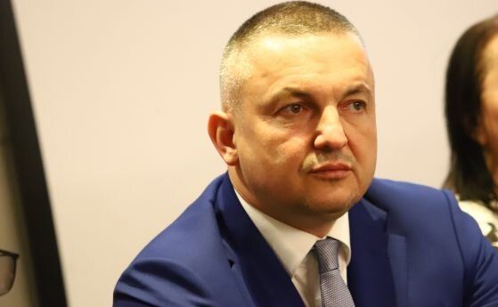 Съдят бившия кмет на Варна за замърсяване от канализацията
