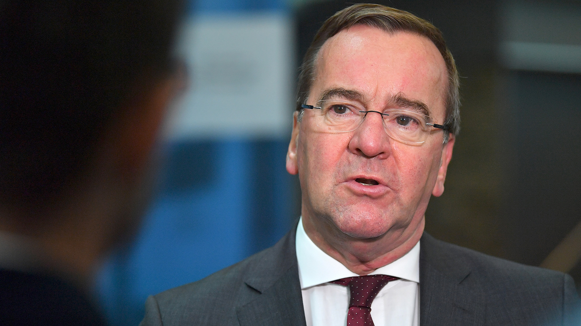 Борис Писториус: Западните доставки на оръжие за Украйна изостават