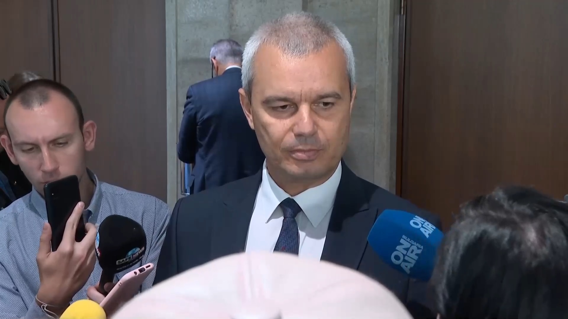 Костадинов: Най-голям противник на влизането ни в Шенген са партиите, политически партньори на управляващите формации