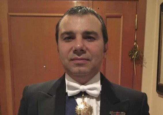 "Работи и е добър човек": Говори майката на сочения за лидер на БГ мафията в Испания Иво–Ел Булгаро