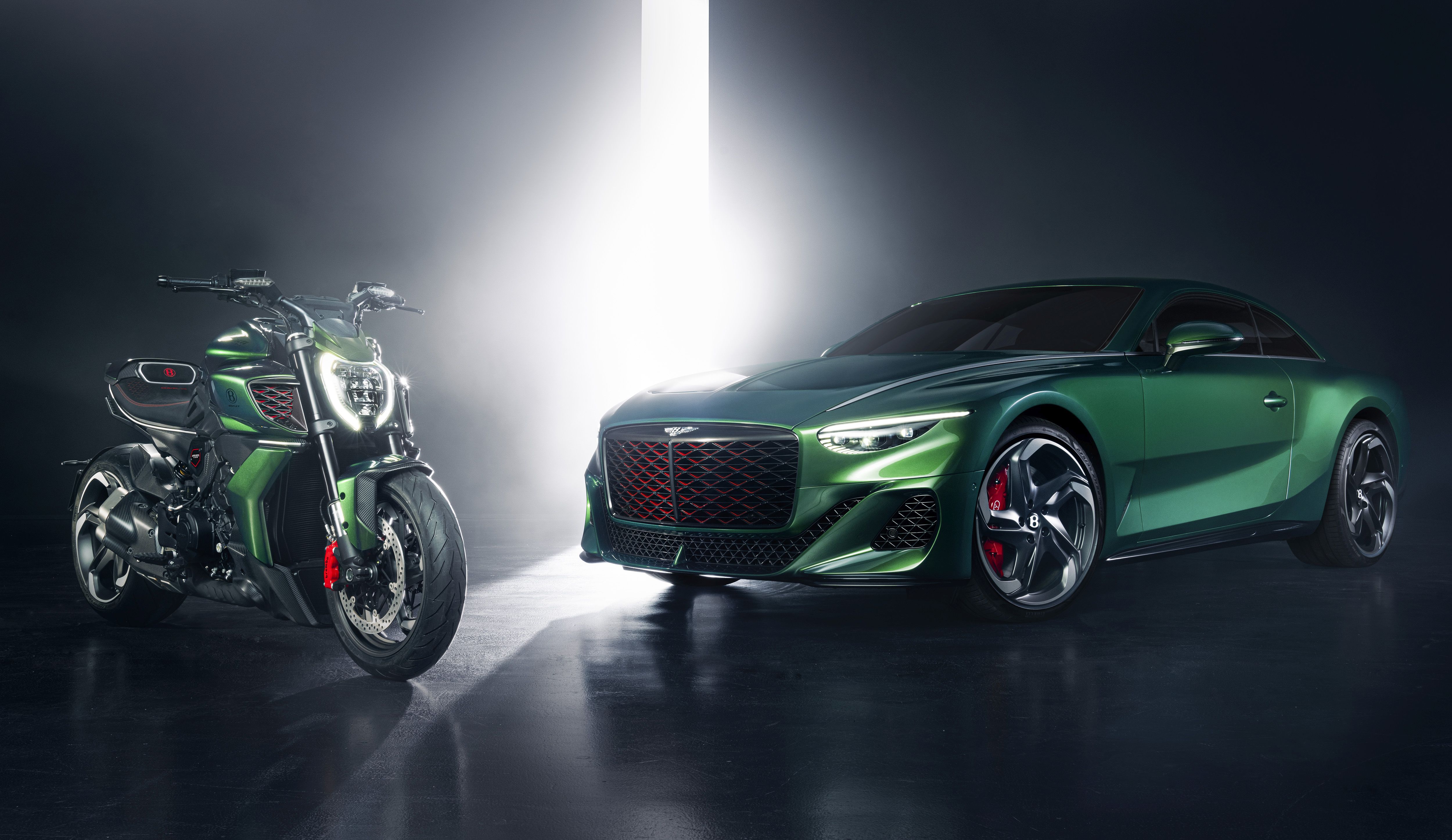 Ducati специално за Bentley