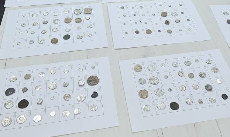 Задържаха контрабандни археологически ценности и цигари на "Капитан Андреево"