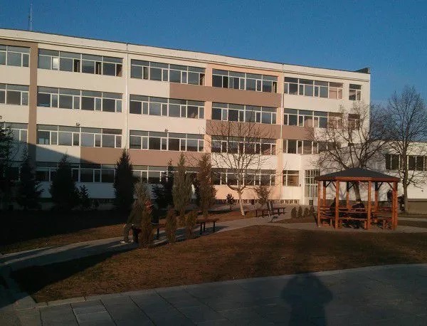 Министерство на културата да реши проблема в класическата гимназия