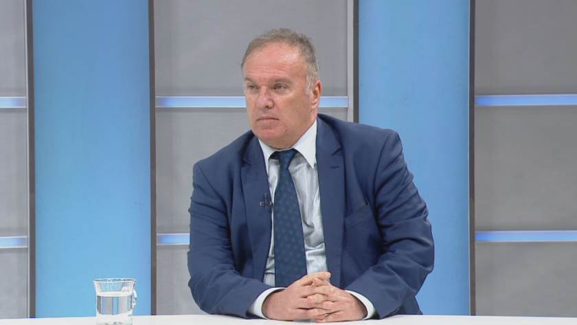 Проф. Владимир Чуков: Сомалийските пирати са част от мрежата на хутите