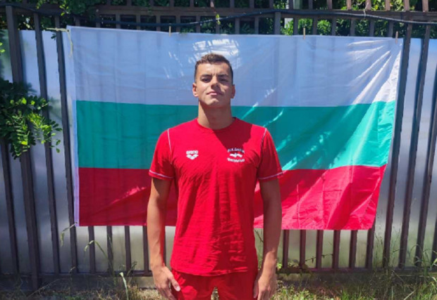 Петър Мицин е плувец номер 1 на България за 2023 г.