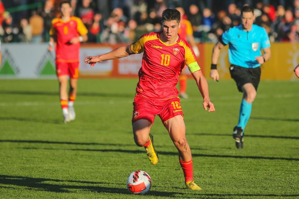 Черна гора с мега трансфер - продава 17-годишен талант на Ювентус за 5 млн. евро