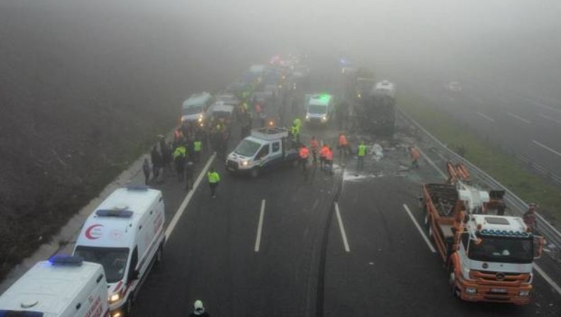 Тежка катастрофа е станала на магистрала в Турция