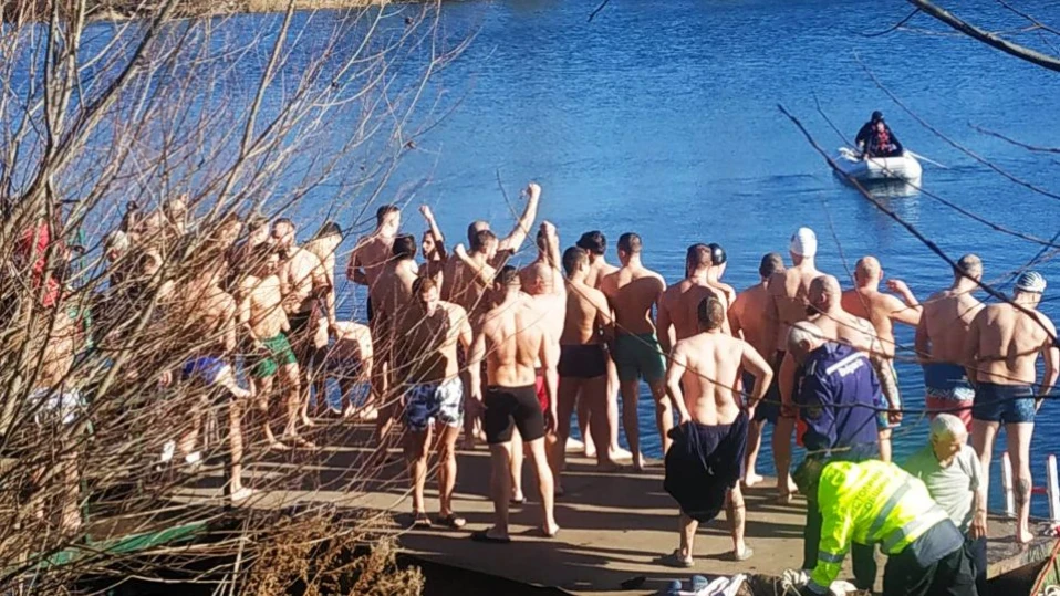 Кръстът на Богоявление в София ще бъде хвърлен в езерото в „Дружба“ в 13 ч.