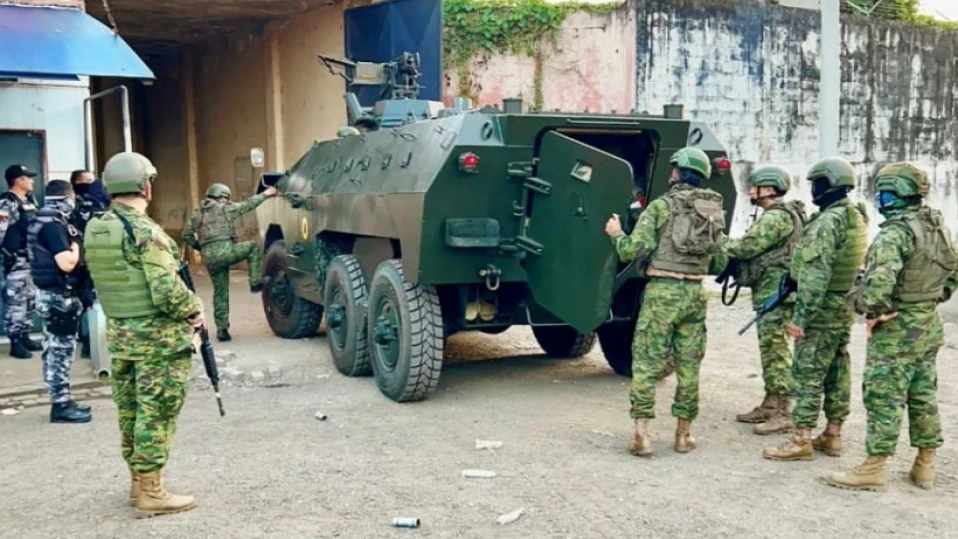 В Еквадор е обявено извънредно положение заради бягството от затвора на лидер на наркогрупа