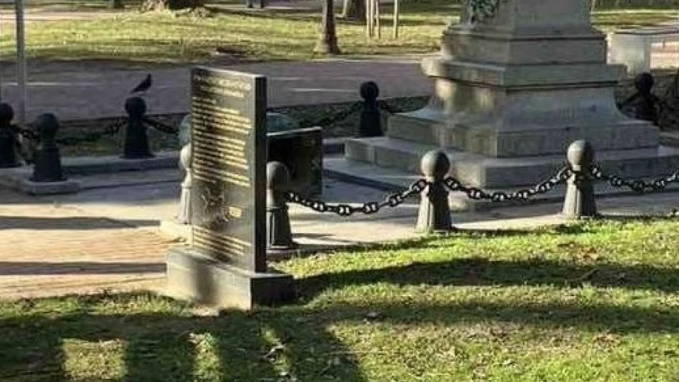 МВР: Камери са заснели извършителя на вандалския акт срещу паметника на граф Игнатиев във Варна