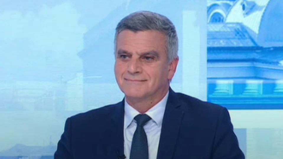 Стефан Янев: Приемането ни в морски и въздушен Шенген по-скоро е близо до провала