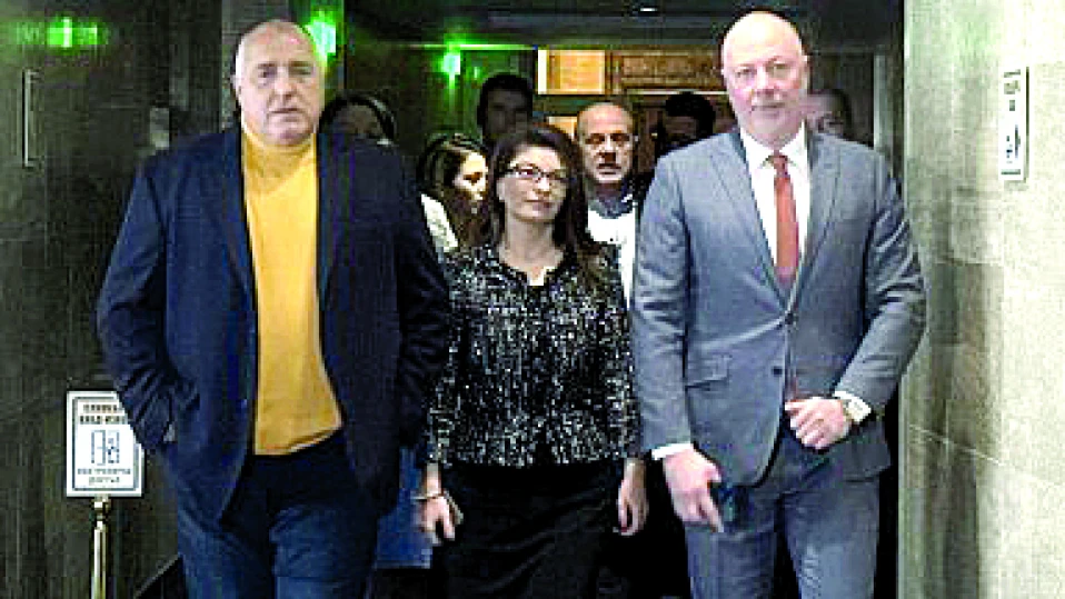 Атанасова и Белазелков с подкрепата на ГЕРБ, ППДБ и ДПС