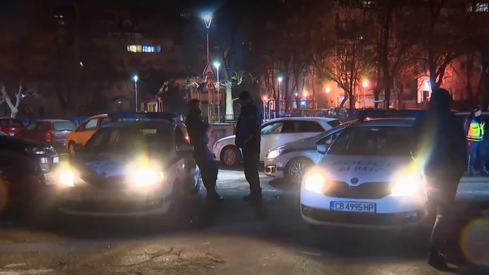 Задържаха за 72 часа мъжа, блъснал 7 паркирани коли в София