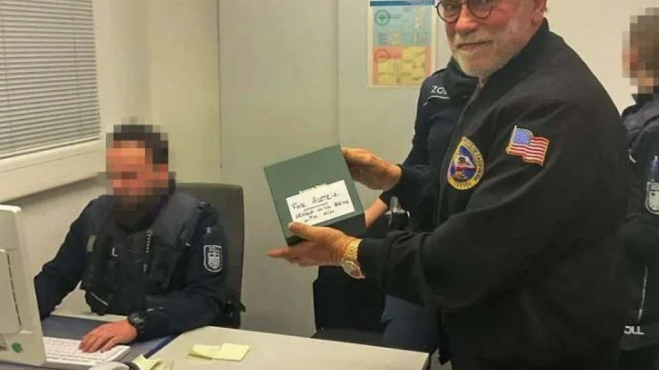 Шварценегер задържан на митницата в Мюнхен (обзор)