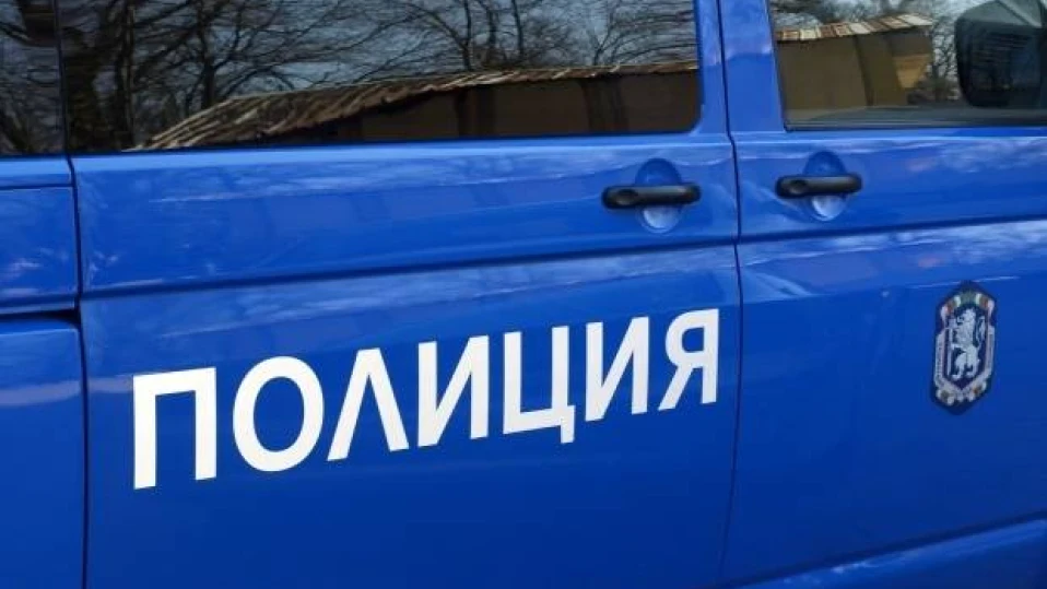 Проверяват за бомби училищата в цялата страна