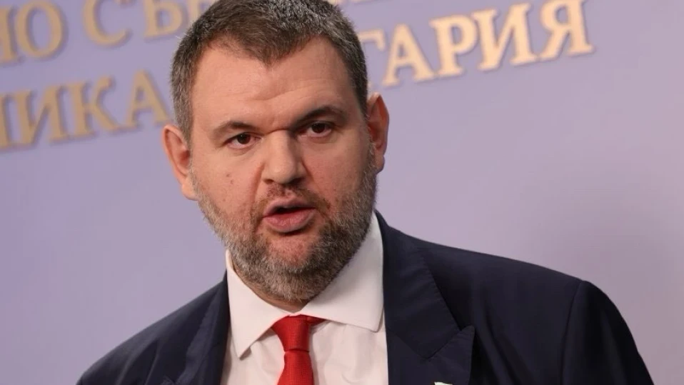 Делян Пеевски: Няма никакво значение, че Радев не е бил на клетвата