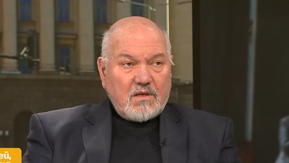 Проф. Маринов: По-умните противници на Радев искат да го държат пасивен