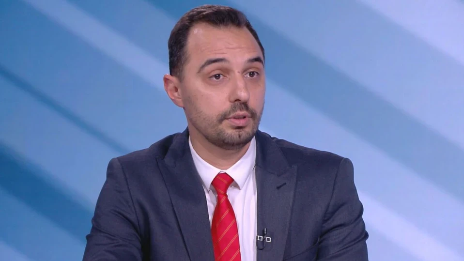 Министър Богданов: Таван на цените на горивата не е обсъждан