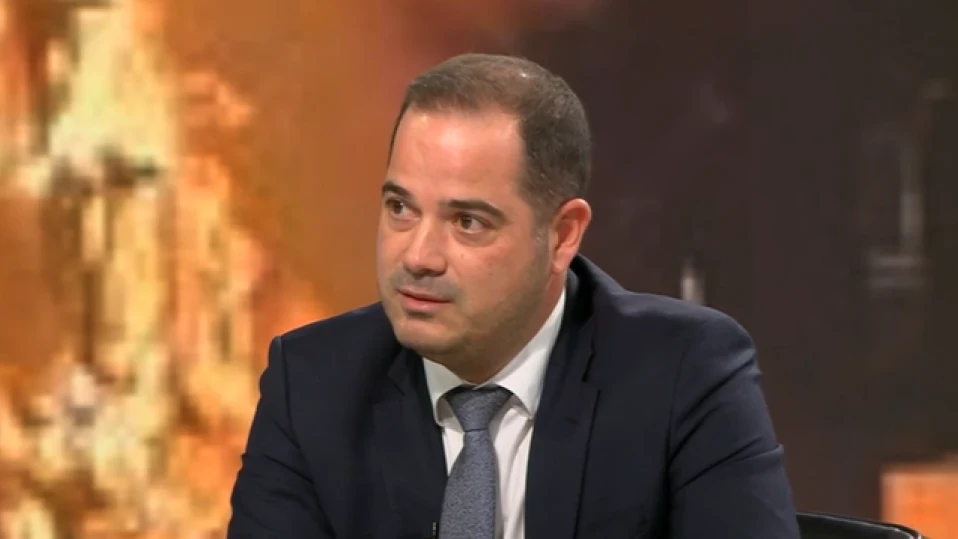 Калин Стоянов: В двама от полицаите са намерени част от банкнотите от взетия подкуп