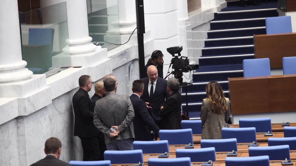Парламентът създаде комисия за групата около Мартин Божанов-Нотариуса