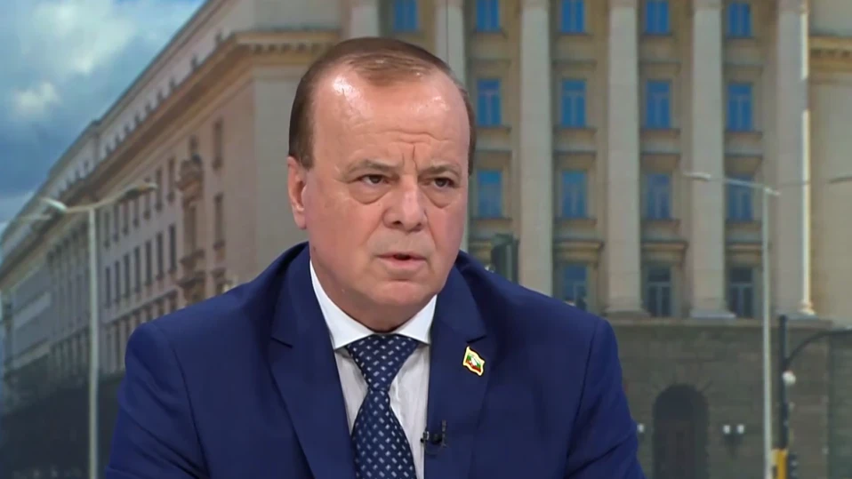 Тенчо Тенев: До края на годината всички пътни полицаи ще имат бодикамери