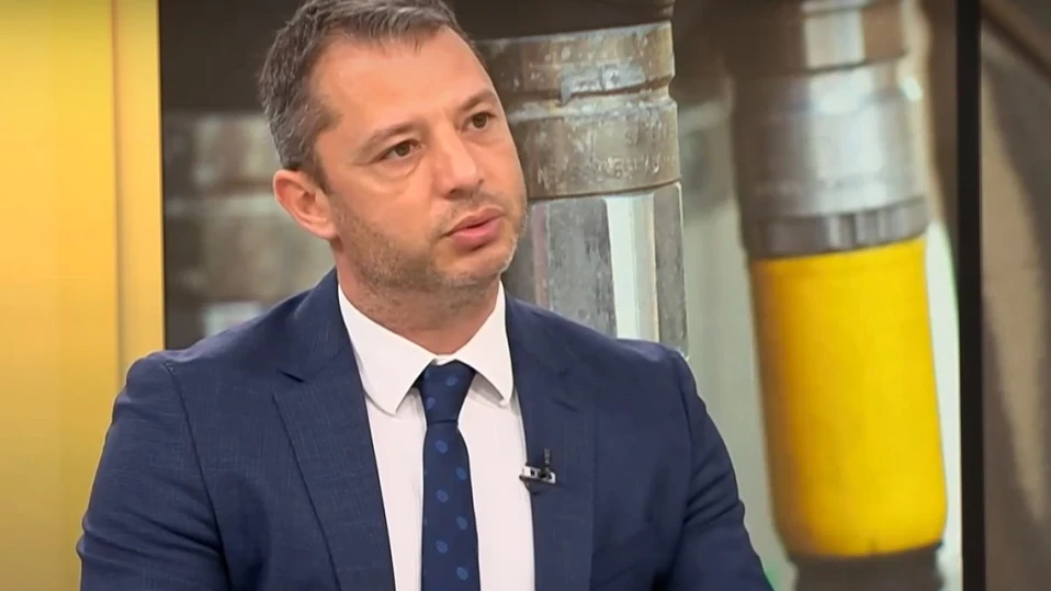 Делян Добрев: ПП искат МВнР, за да може Николай Денков да разнася руски опорки на Запад