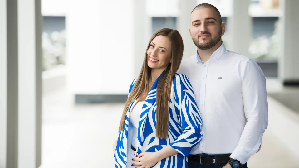 Съпрузи полицаи, мама-инфлуенсър и украинка от Враца прекрачиха прага в “Един за друг” 5