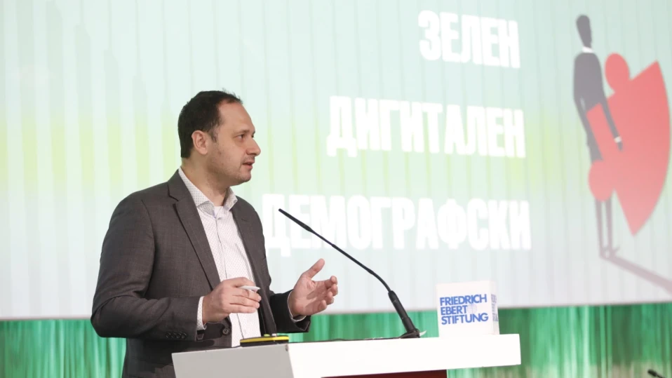 Петър Витанов: Ежедневието ни е Нотариуса и Мис Силикон, а не участие в големите трансформации на Европа