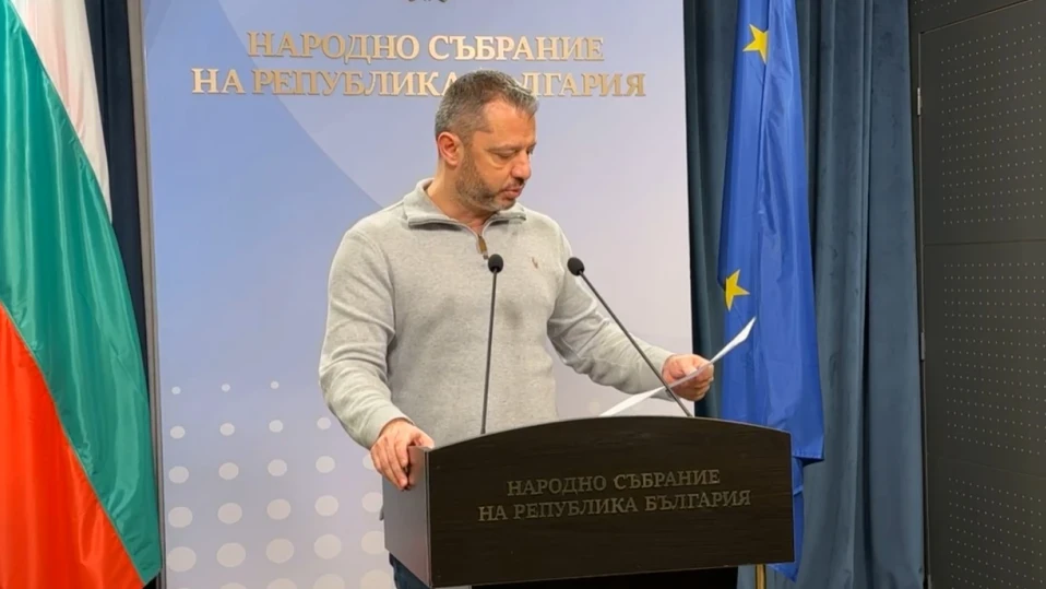 Делян Добрев: България е купила петрол за близо 6 млрд. долара от режима на Путин за две години