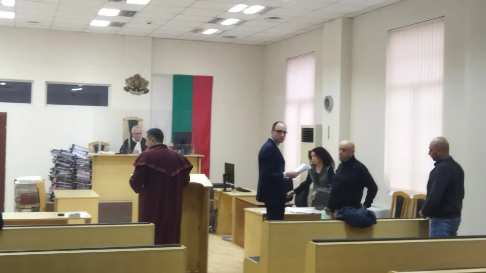 Оставиха в ареста бизнесмена Ешрефов, баща на кмета на Омуртаг