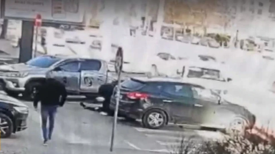 Спор на пътя завърши със смърт: Мъж почина след ритник в главата (ВИДЕО)