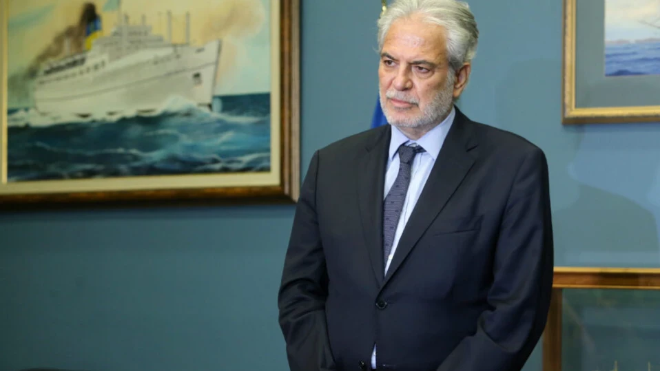 Министърът на морското дело на Гърция: Турция сътрудничи за миграцията