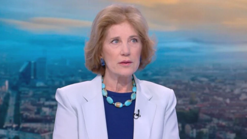 Поптодорова: Няма никакви планове и решение за разполагане на войски на НАТО в Украйна