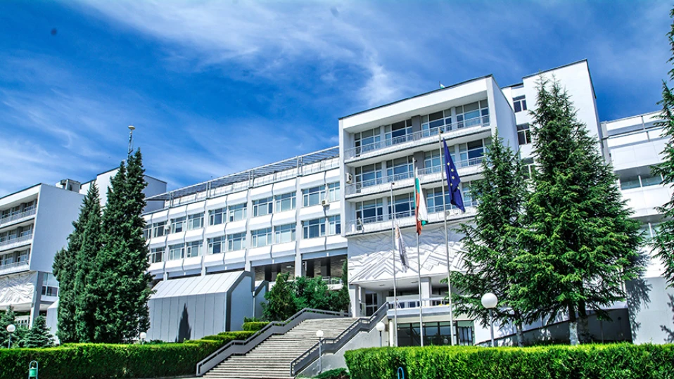 Прокуратурата е образувала преписка и е възложила проверки за наличие на корупционни практики в Правно-историческия факултет на ЮЗУ