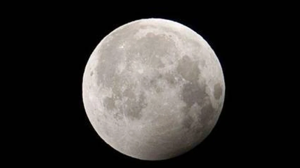 Русия и Китай могат да разположат атомна електроцентрала на Луната през 2033-2035 г.