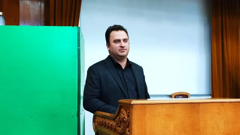 Доц. д-р Марин Маринов е единственият кандидат за ректор на Стопанската академия в Свищов