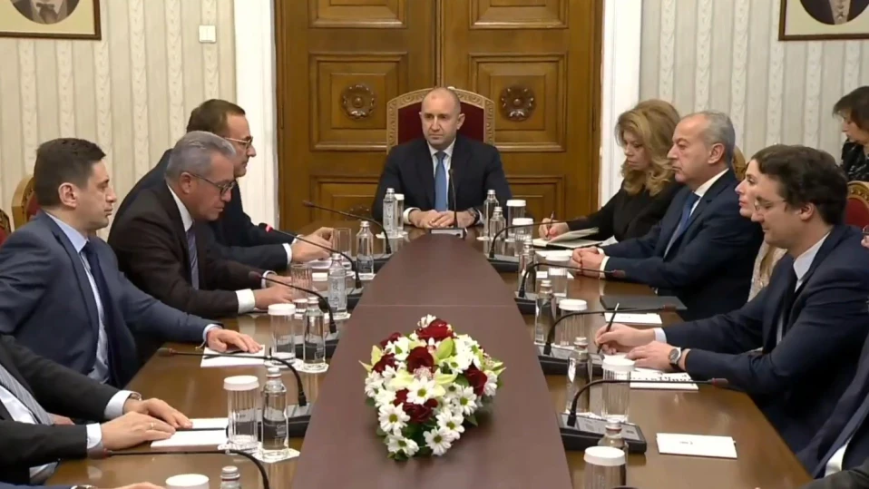 ДПС на консултации при Радев: В държавата трябва да има стабилност и предвидимост (ВИДЕО)