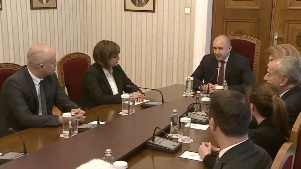 БСП на консултациите при президента: Този кабинет и мнозинство са вредни за държавата (ВИДЕО)